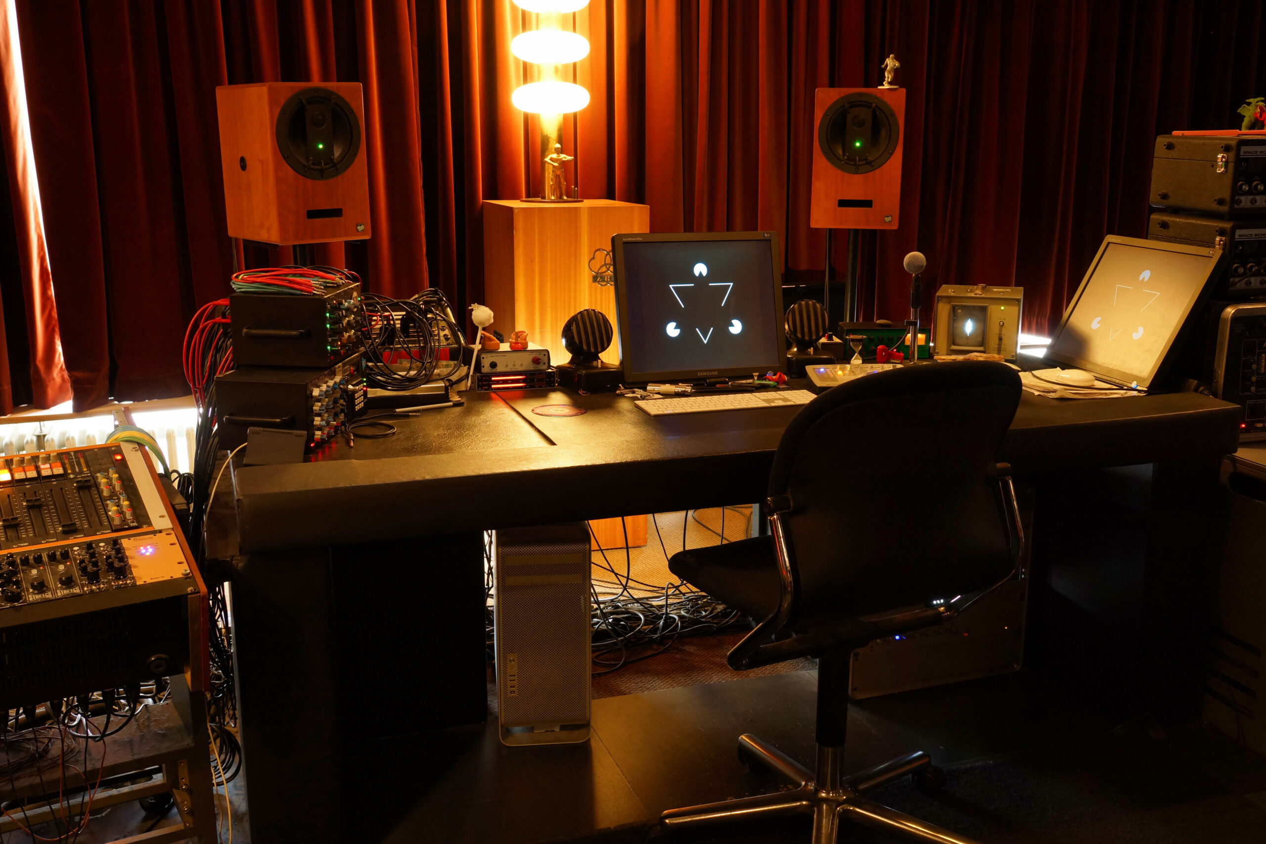 CandyBomber Studio - Control Room